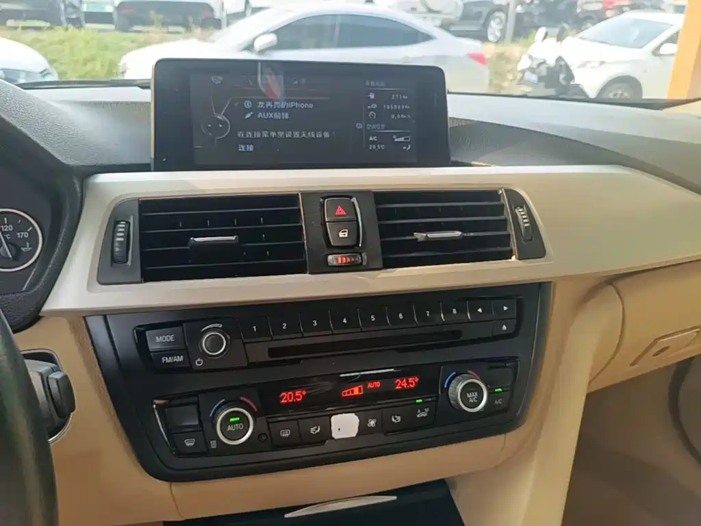 BMW 3 Series — миниатюра 13