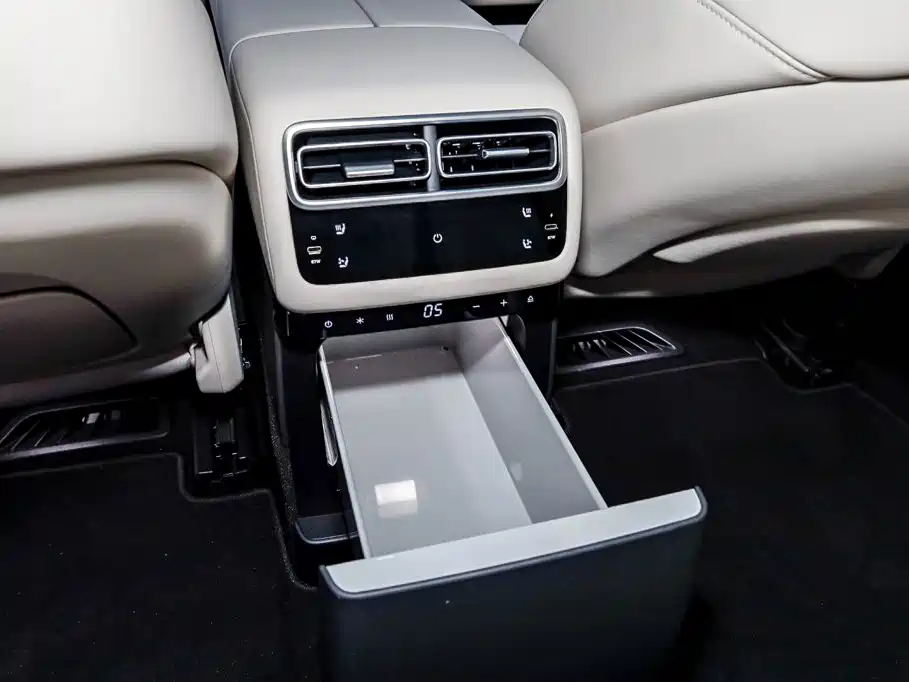 Li Auto Li L7 — миниатюра 25