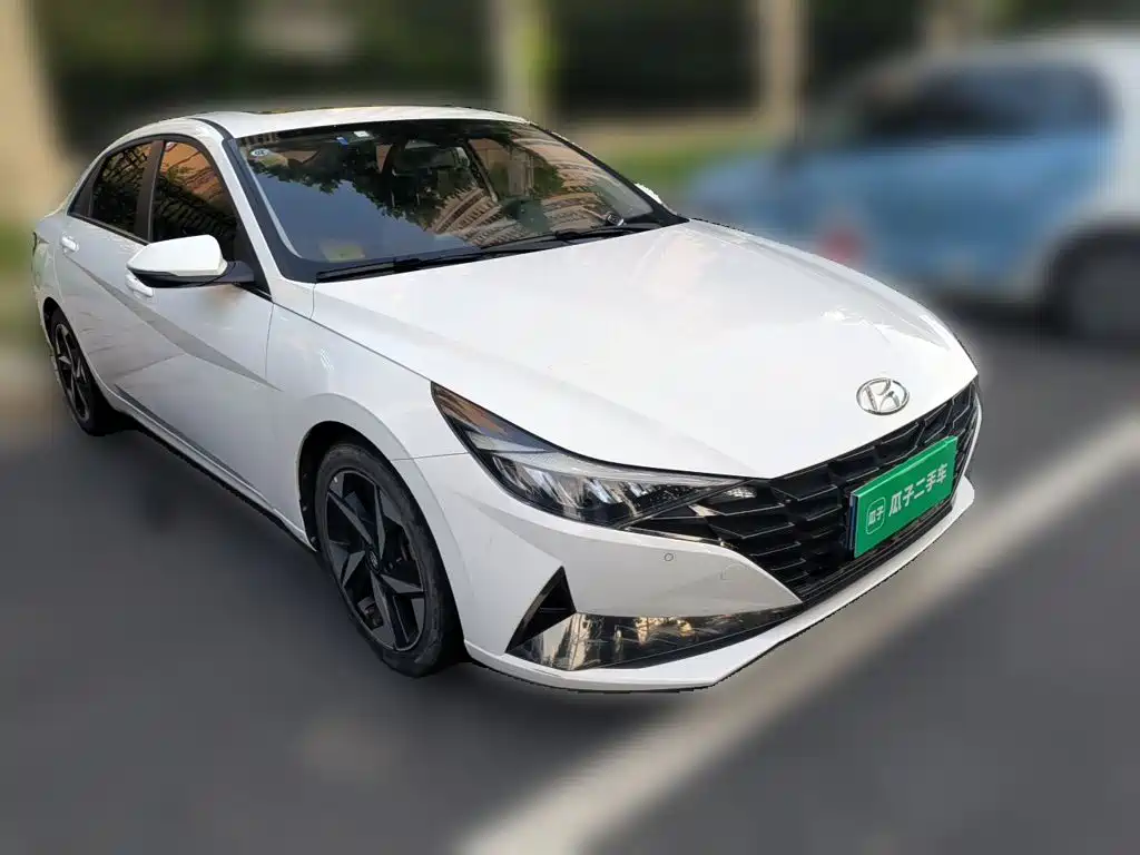 Hyundai Elantra — миниатюра 24