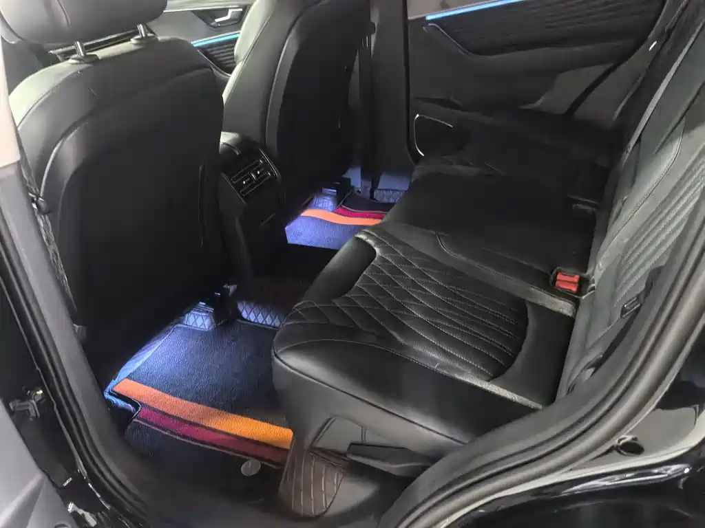 Hongqi Hongqi HS5 — миниатюра 9