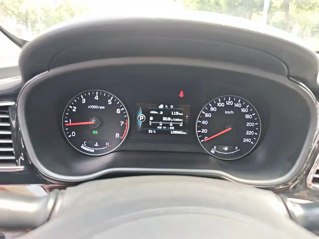 Kia K4 — миниатюра 26