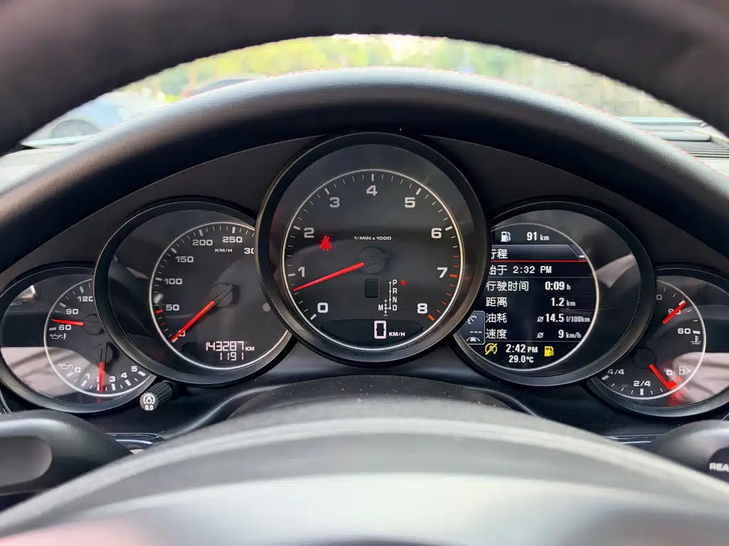 Porsche Panamera — миниатюра 7