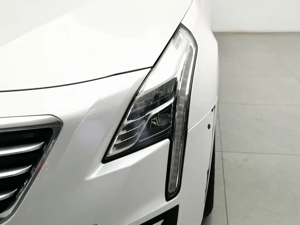 Cadillac CT6 — миниатюра 7