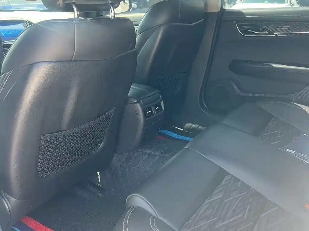 Cadillac ATS-L - фото 5