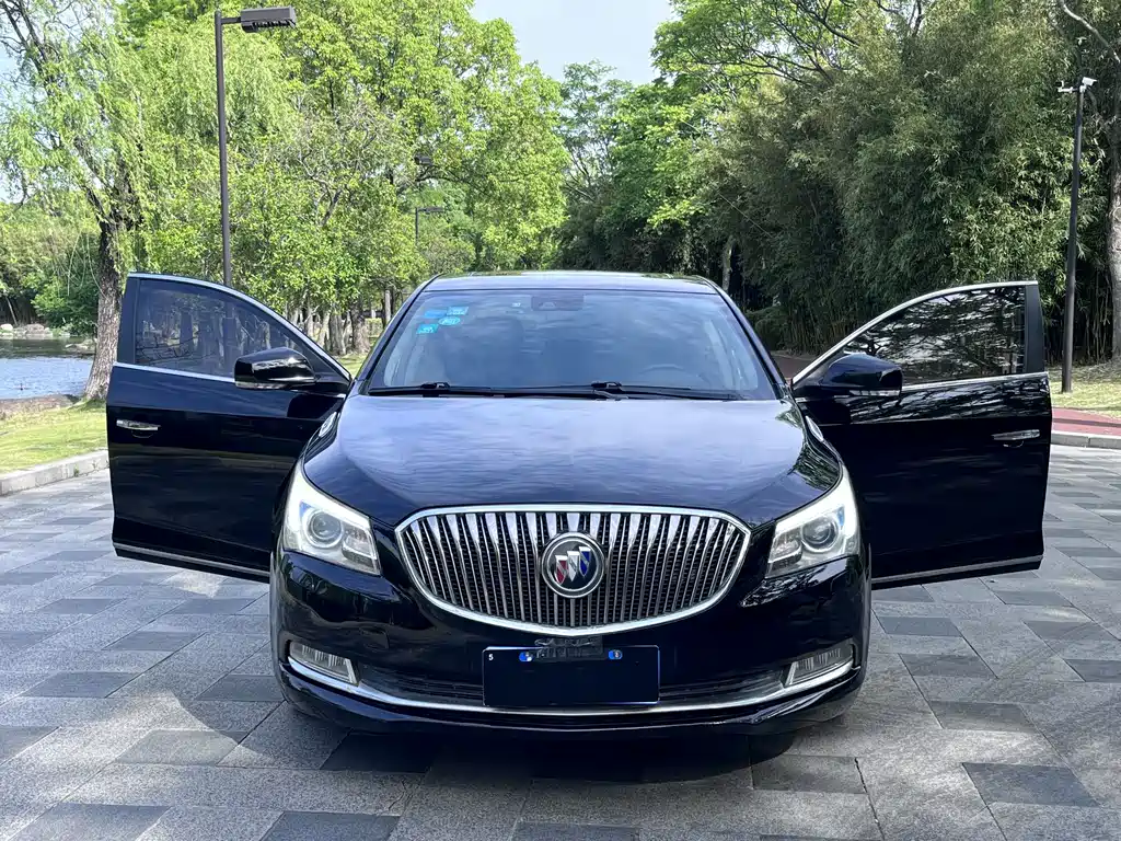 Buick LaCrosse 2013 2.0T SIDI Smart Flagship