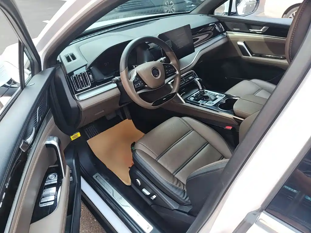 BYD Tang — миниатюра 16