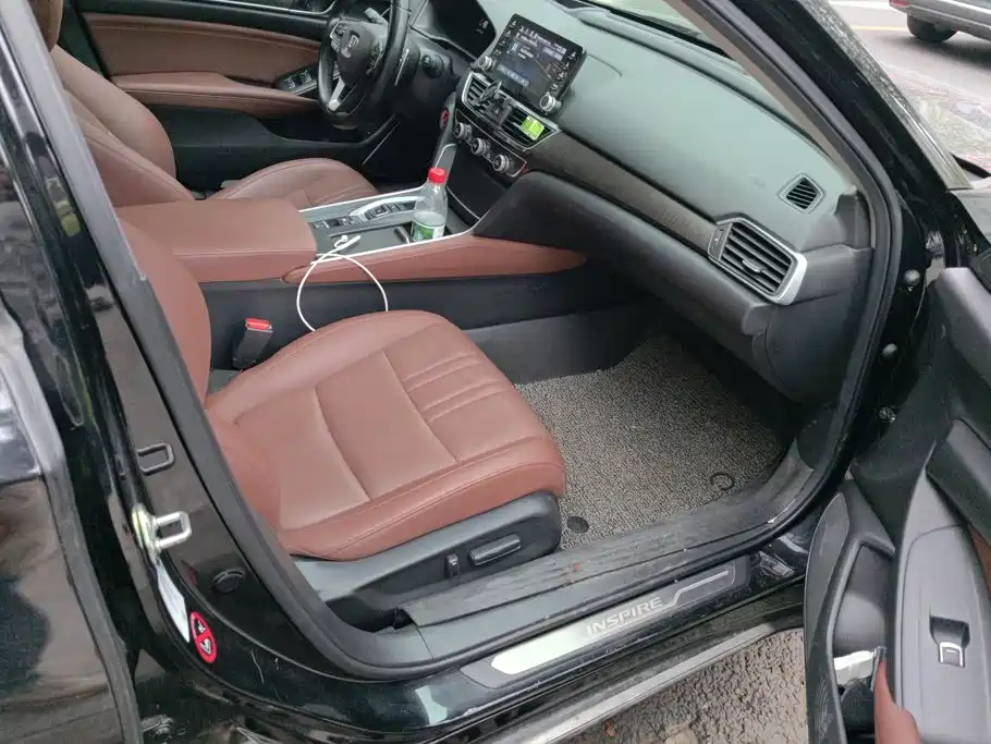 Honda Inspire — миниатюра 8