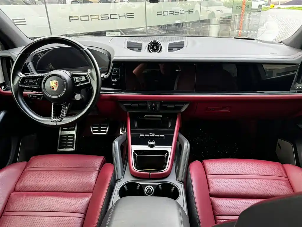 Porsche Cayenne — миниатюра 8