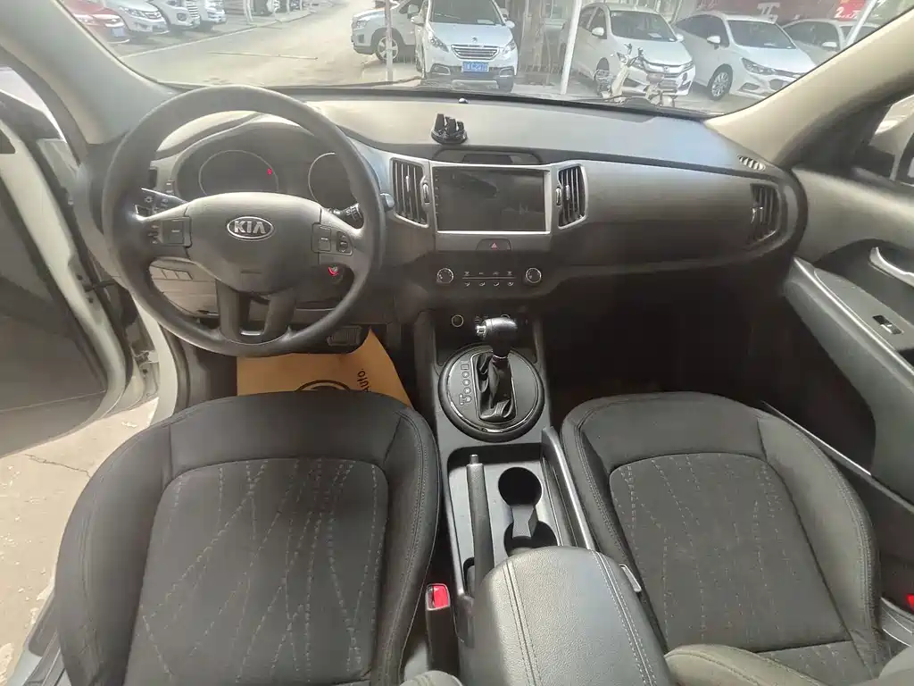 Kia Sportage — миниатюра 6