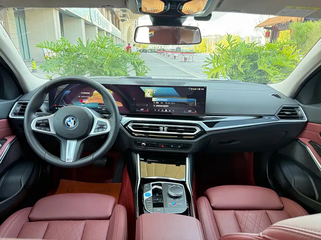 BMW i3 — миниатюра 4