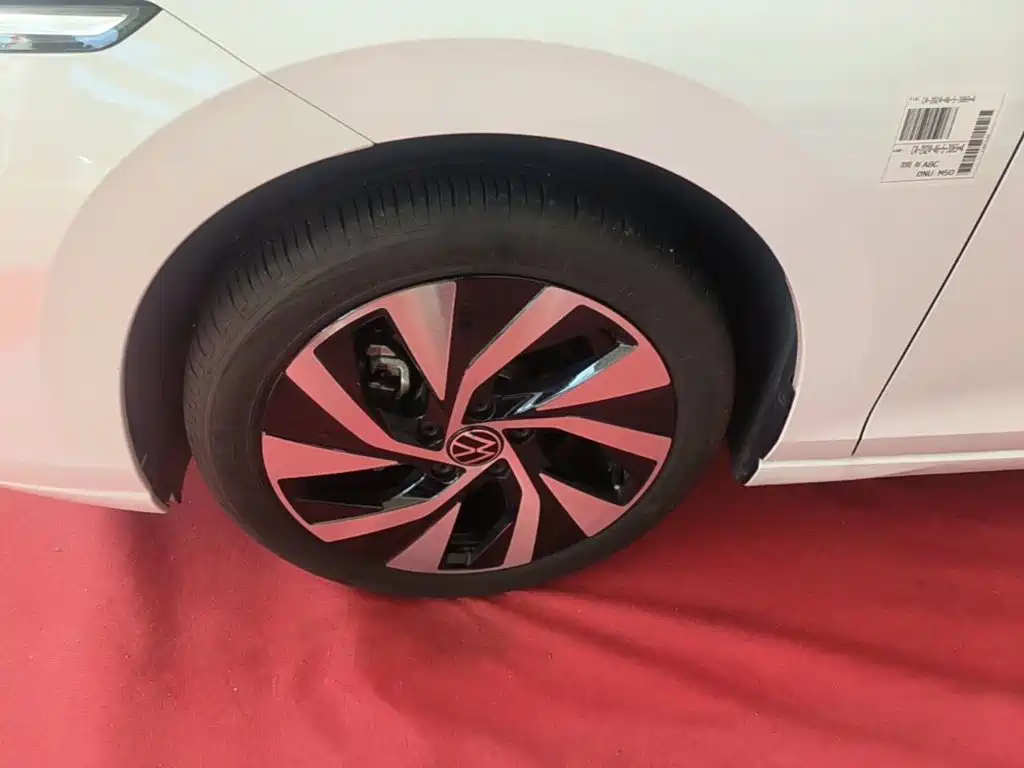Volkswagen Golf — миниатюра 23