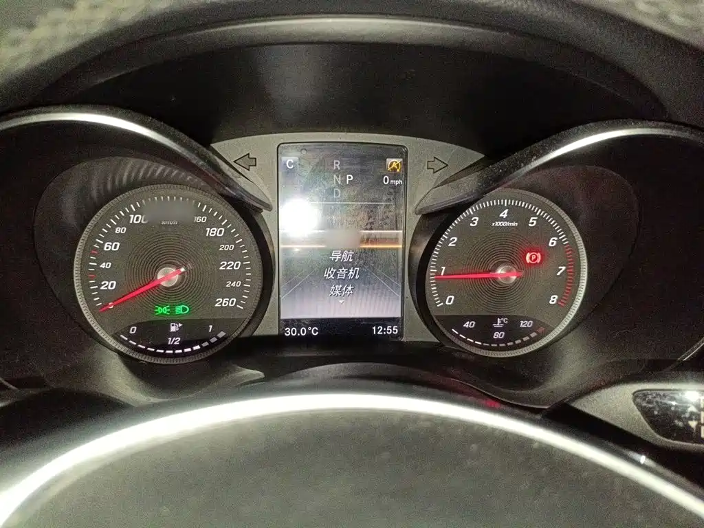 Mercedes-Benz C-Class — миниатюра 4