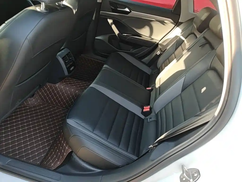 Volkswagen Sagitar — миниатюра 17