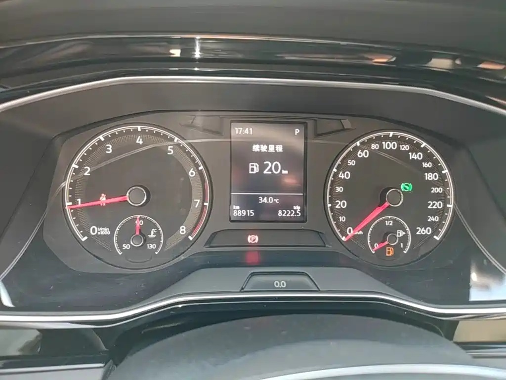 Volkswagen Sagitar — миниатюра 12