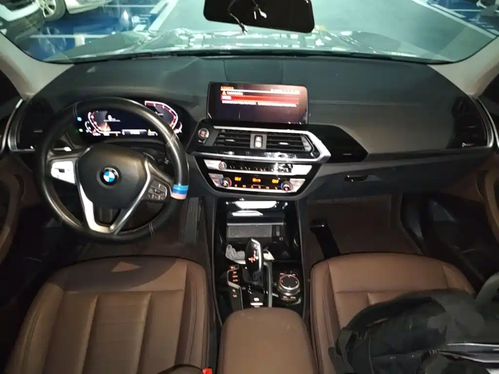 BMW X3 — миниатюра 10
