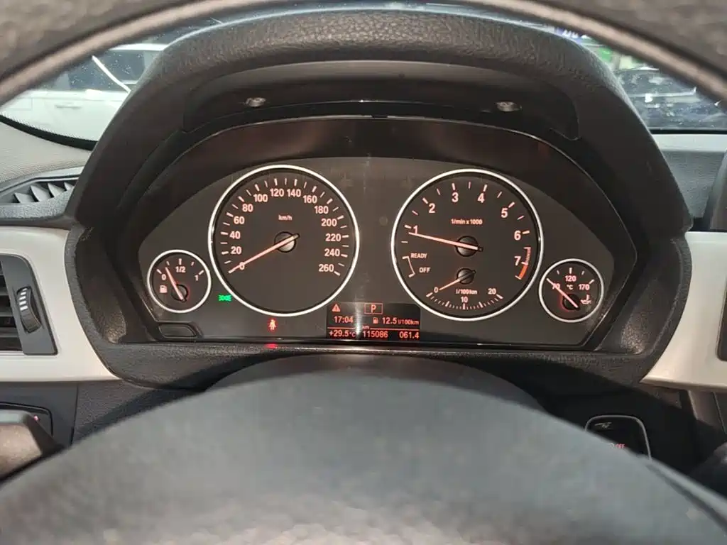 BMW 3 Series — миниатюра 12