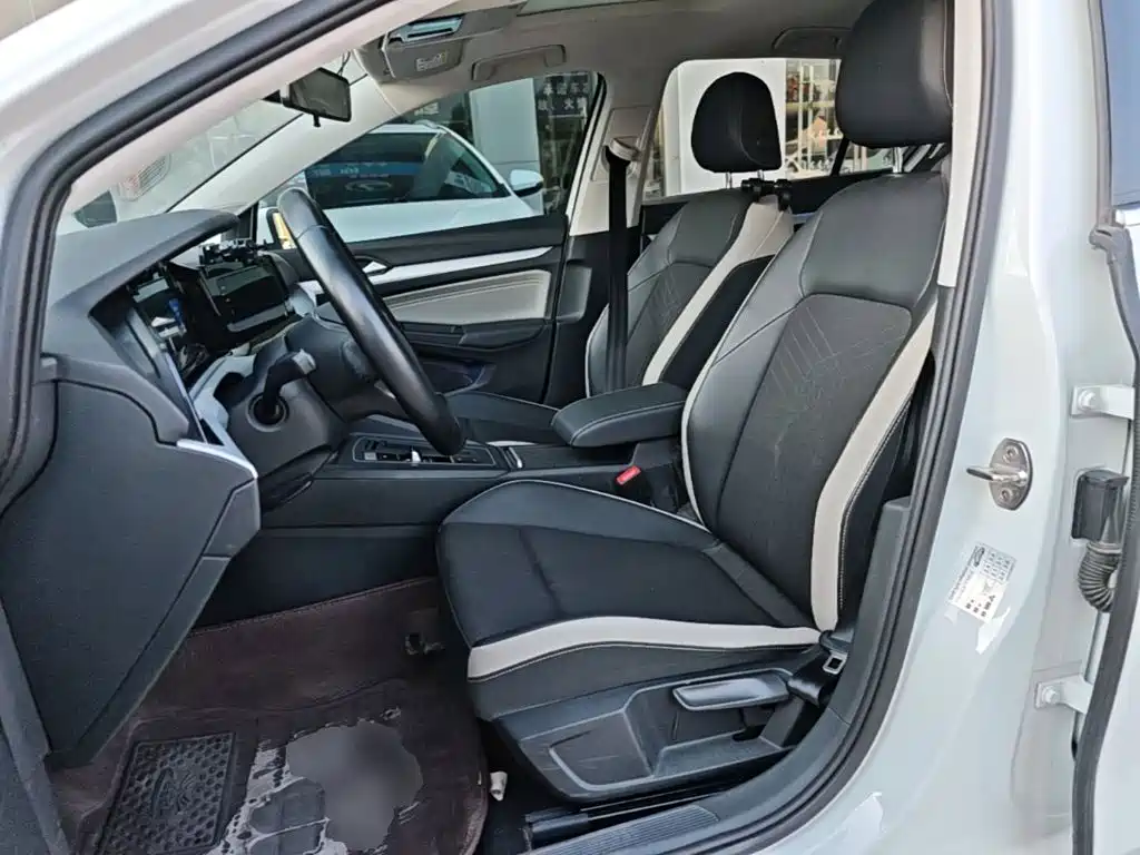 Volkswagen Golf — миниатюра 15