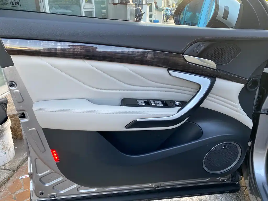 Wey Wey VV7 — миниатюра 6