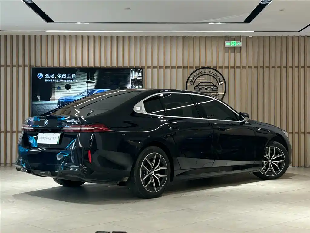 BMW i5 2025 eDrive 40L M Sport