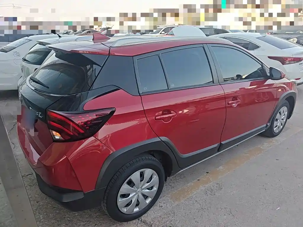 Toyota Yaris L — миниатюра 7