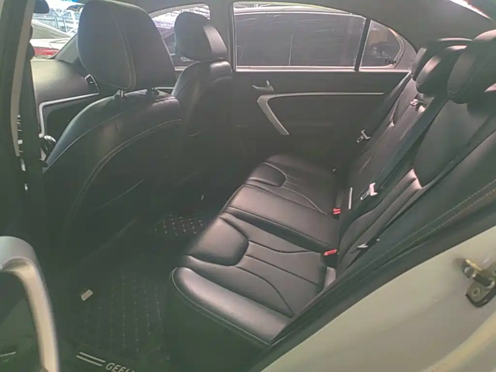 Geely Emgrand — миниатюра 17