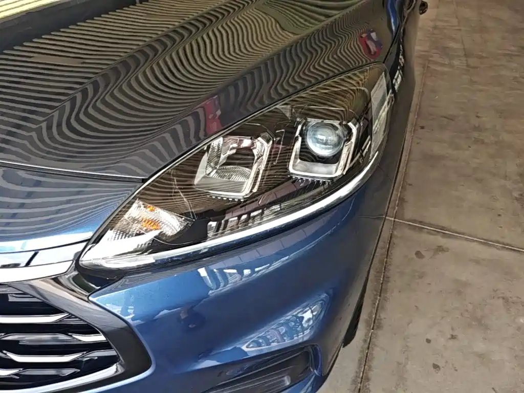 Ford Escape — миниатюра 24