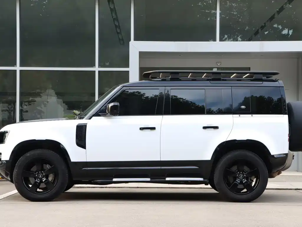Land Rover Defender — миниатюра 5