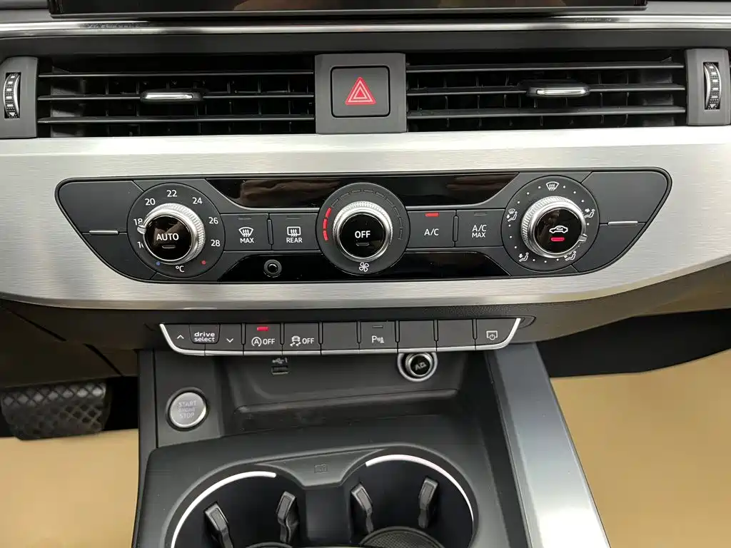 Audi A4L — миниатюра 26