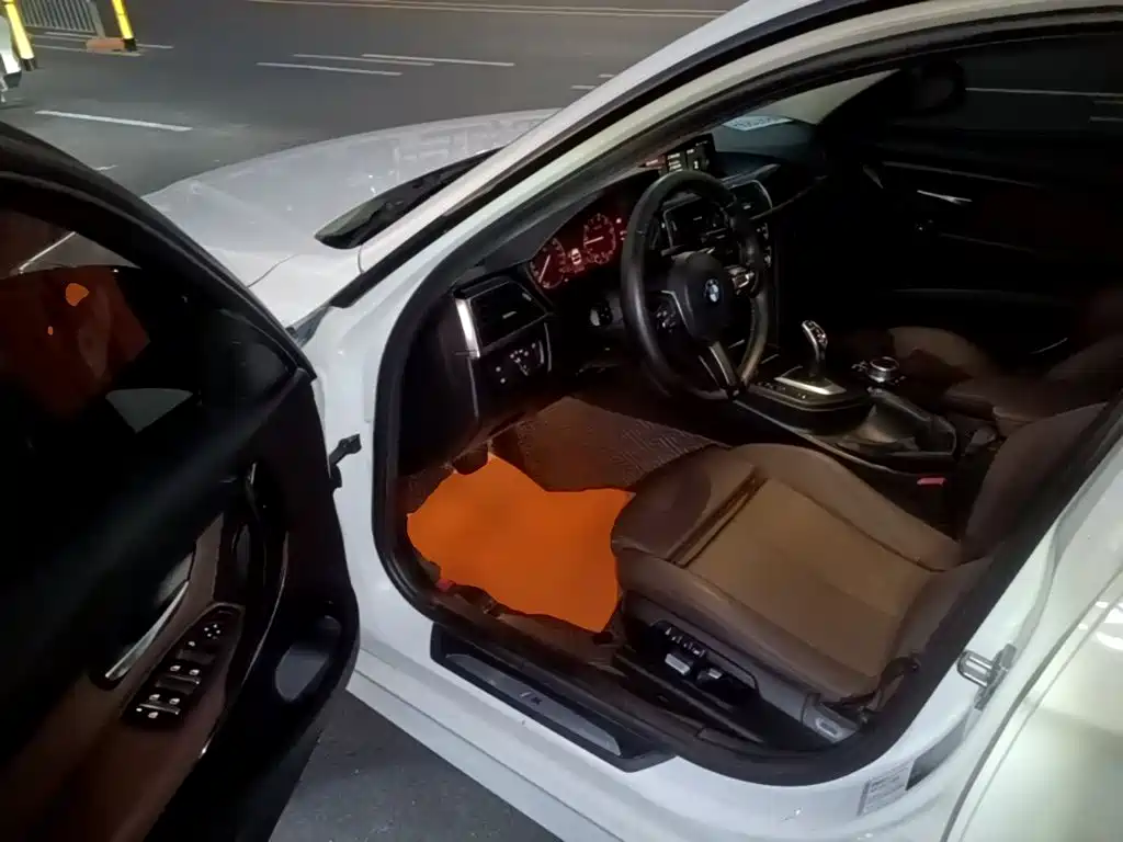 BMW 3 Series — миниатюра 16