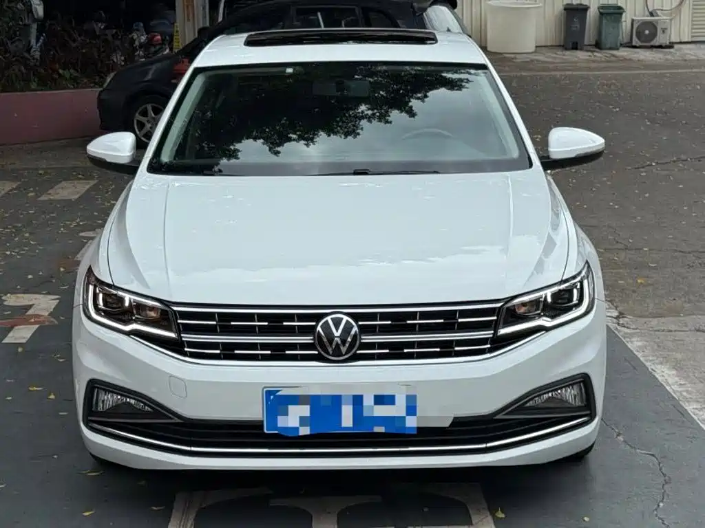 Volkswagen Bora — миниатюра 2