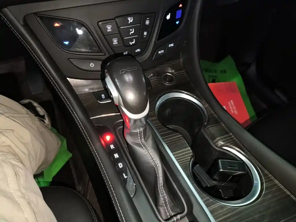 Buick Envision Plus — миниатюра 14