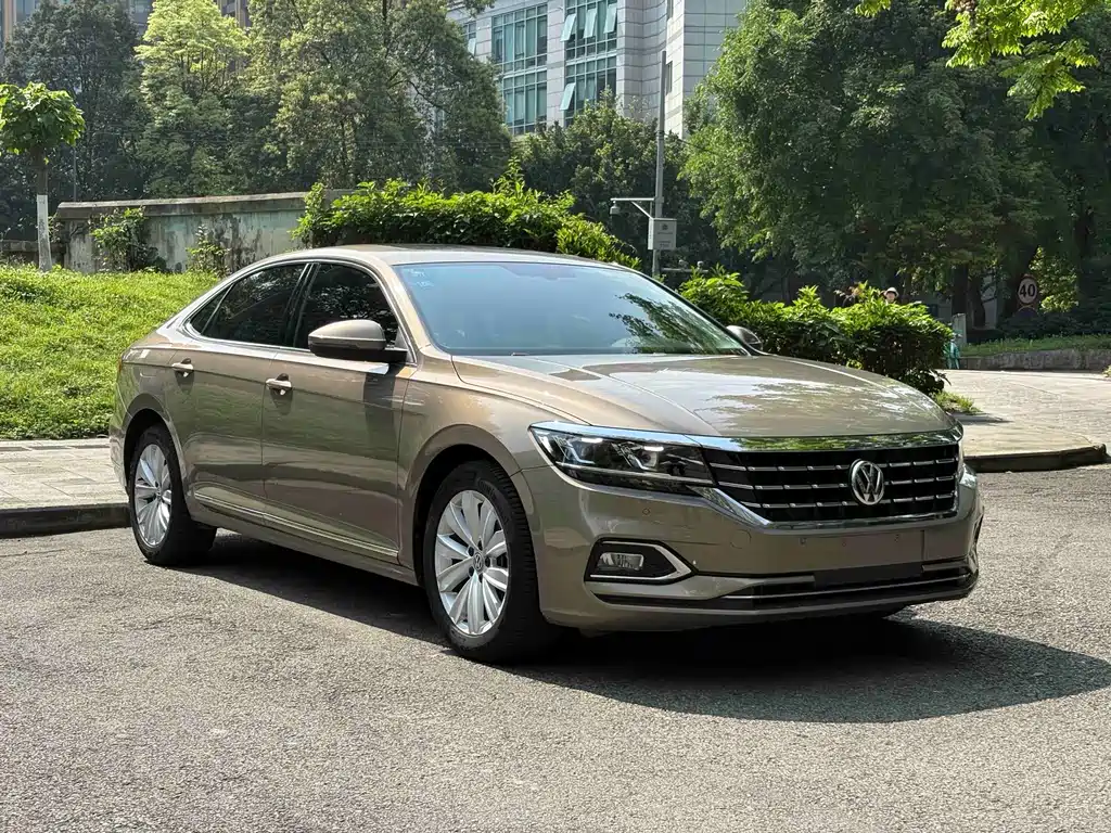 Volkswagen Passat 2019 330TSI Elite VI