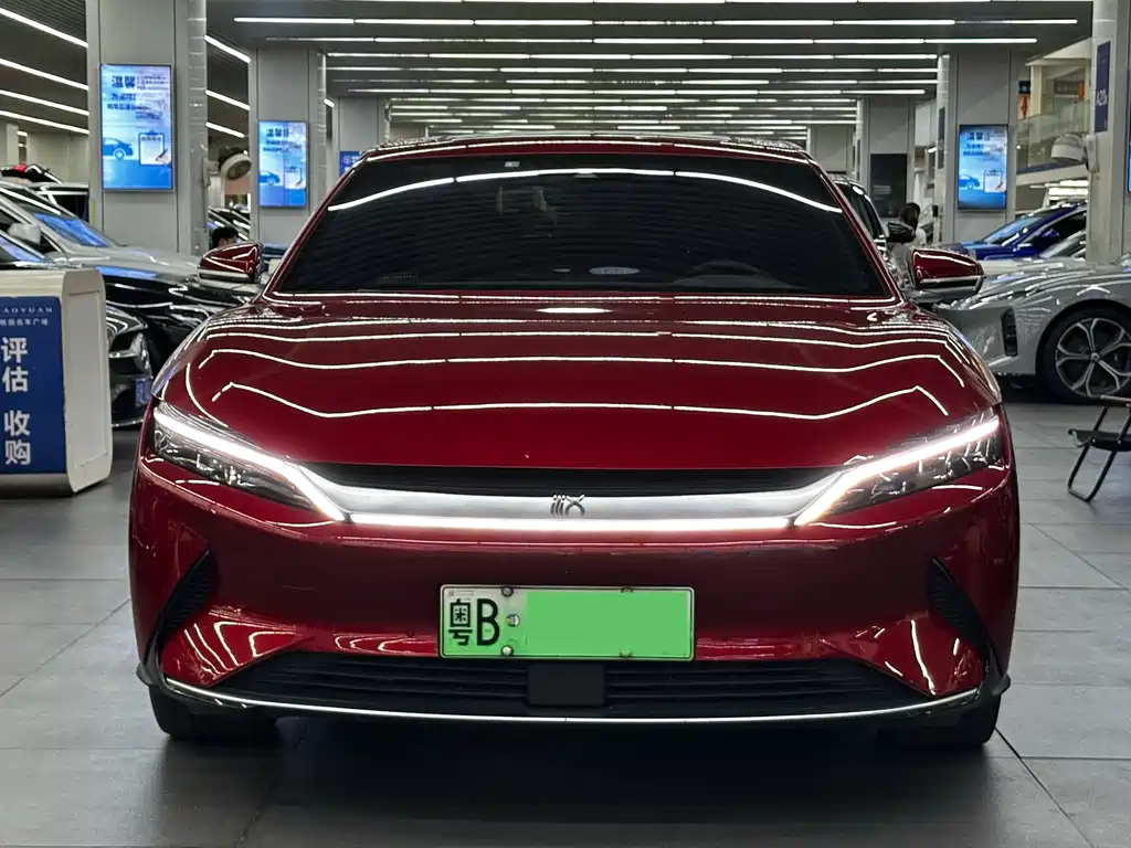 BYD Han — миниатюра 2