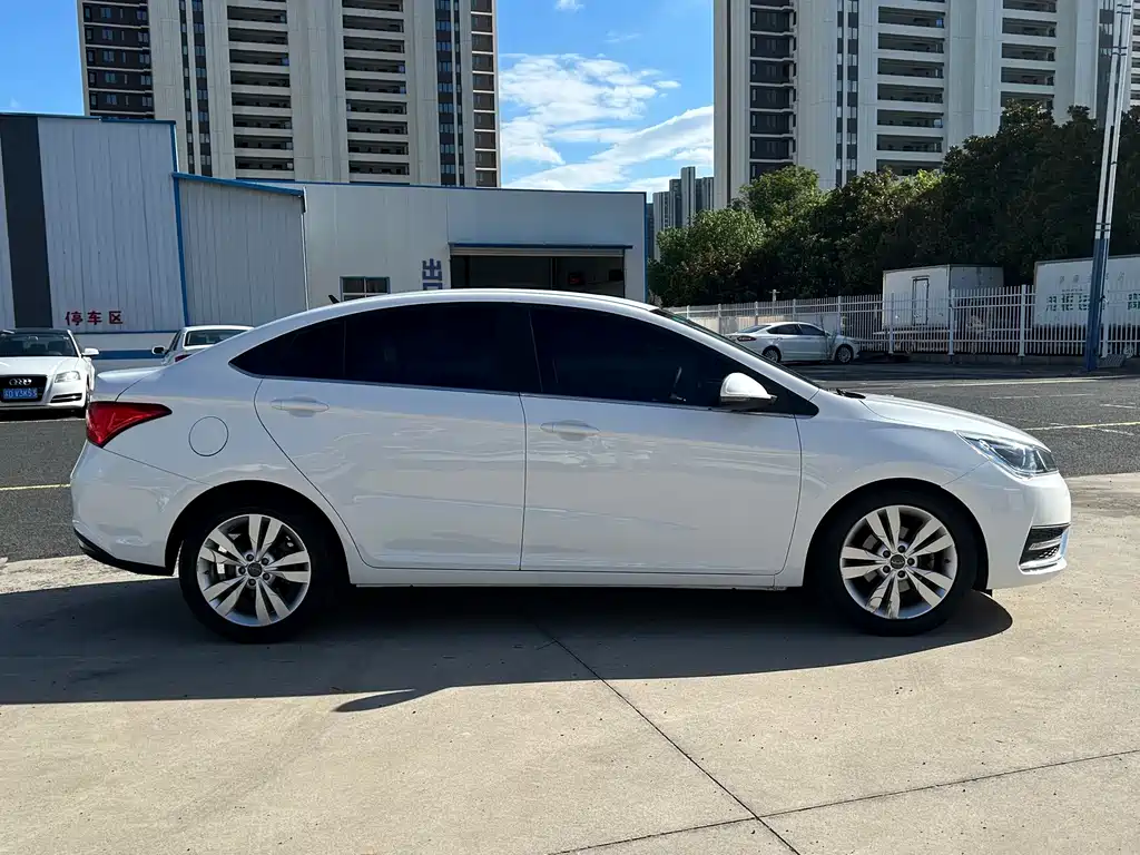 Chery Arrizo 5 — миниатюра 8