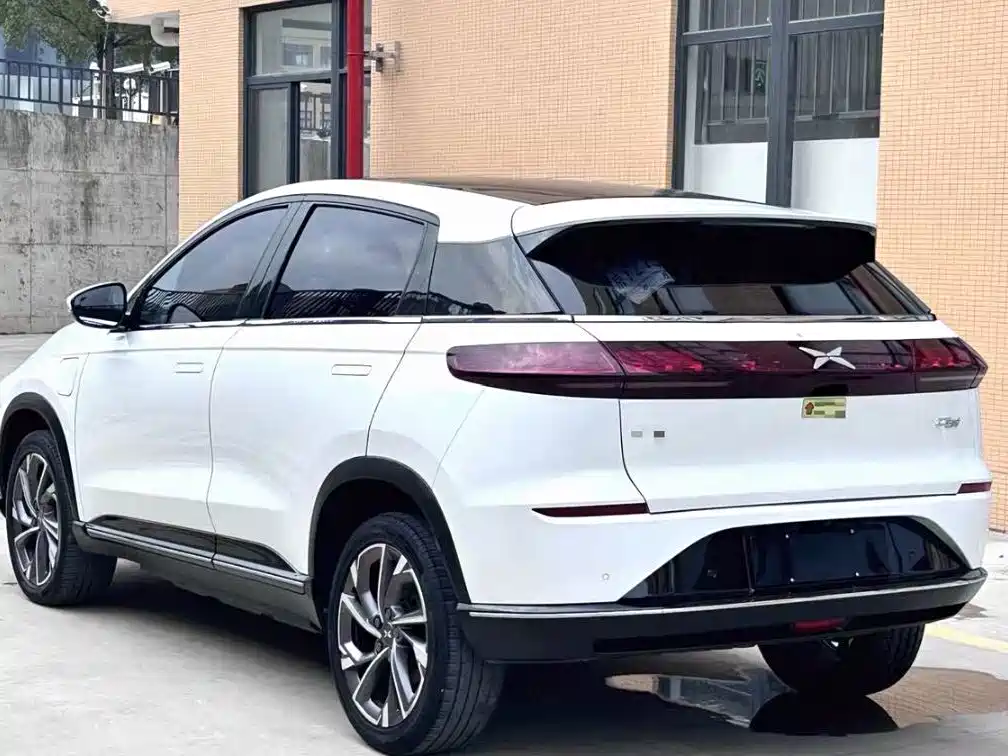 XPeng G3 — миниатюра 6