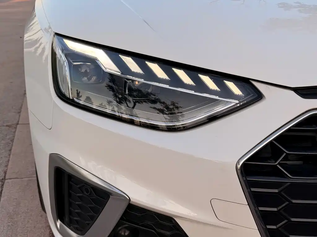 Audi A4L — миниатюра 24