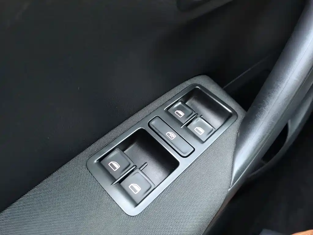 Volkswagen Polo — миниатюра 20