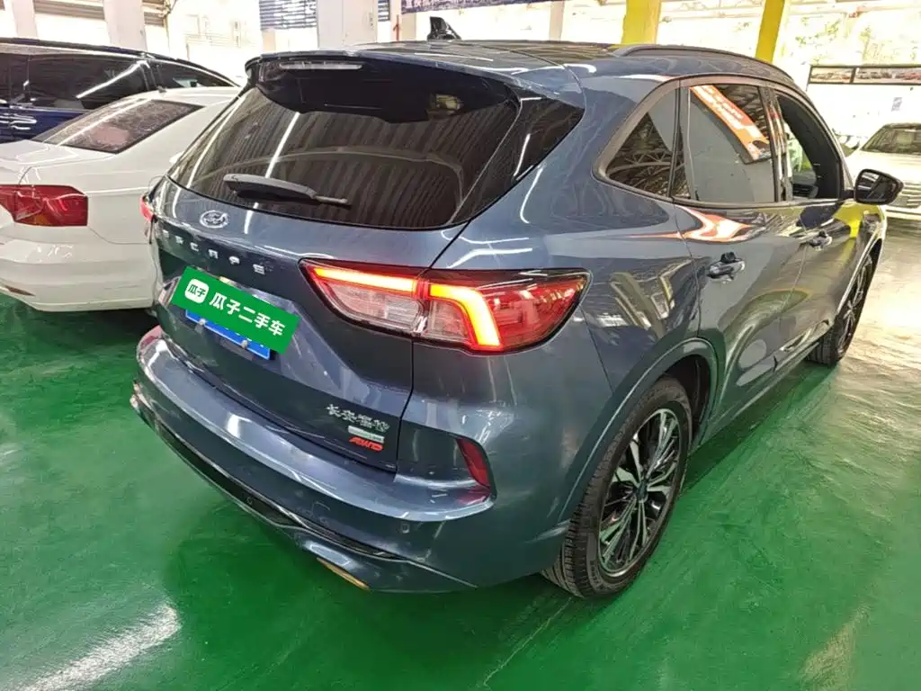 Ford Escape — миниатюра 7