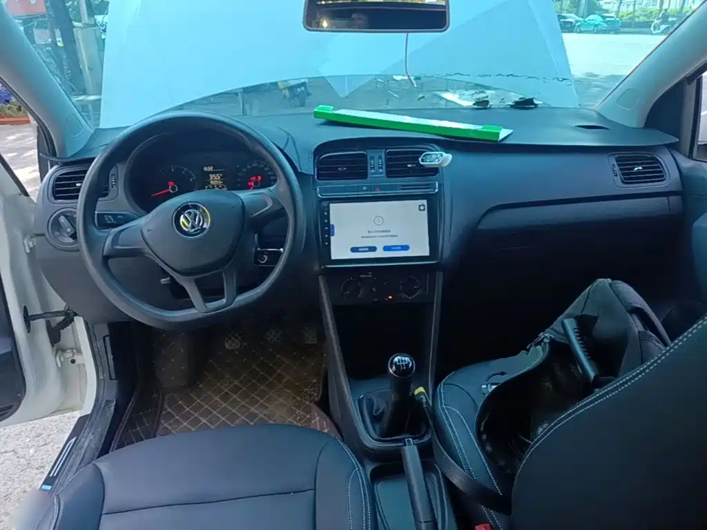 Volkswagen Polo — миниатюра 10