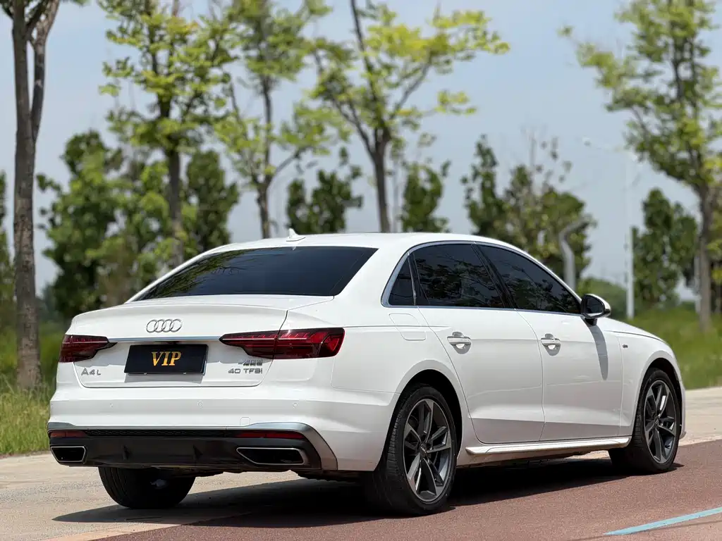 Audi A4L — миниатюра 4