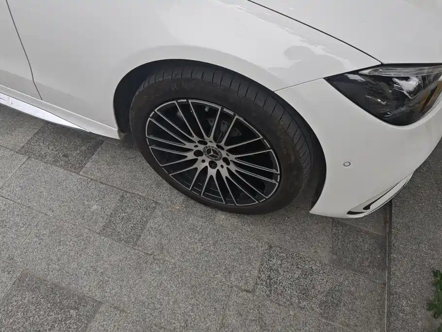 Mercedes-Benz C-Class — миниатюра 6