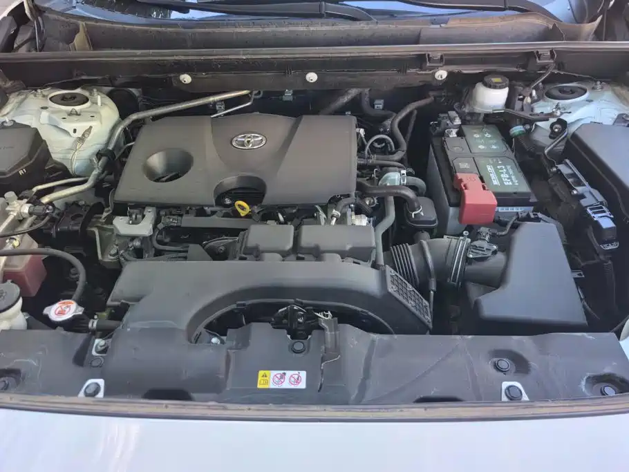 Toyota RAV4 — миниатюра 10