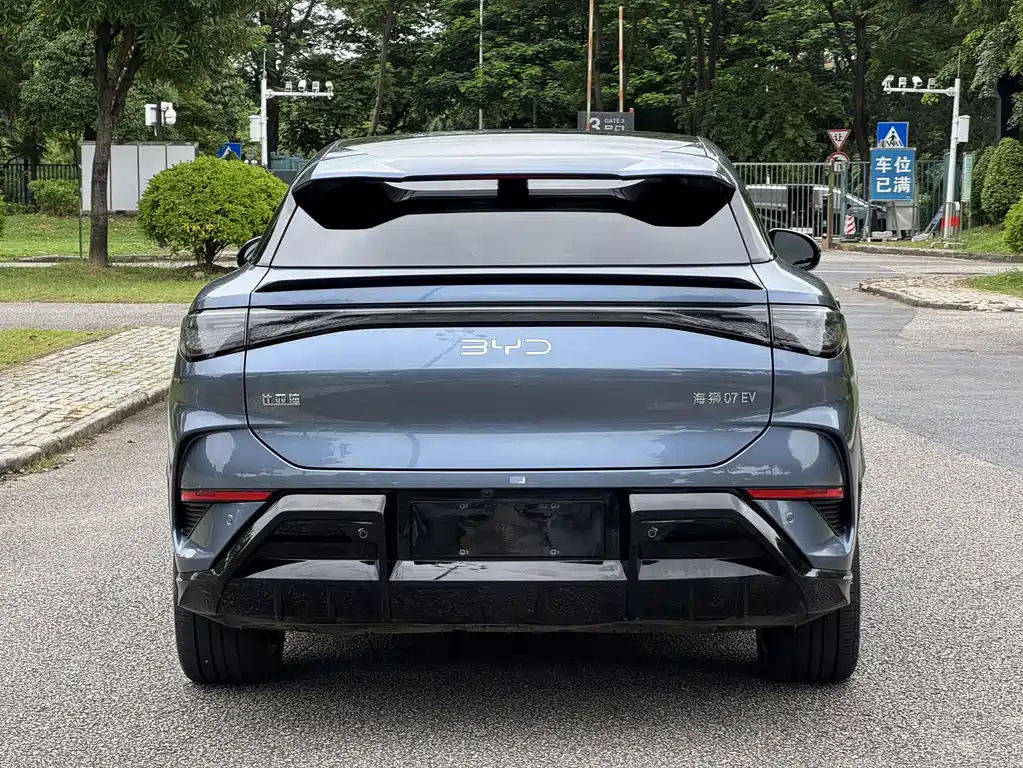 BYD Sealion 07 EV — миниатюра 8