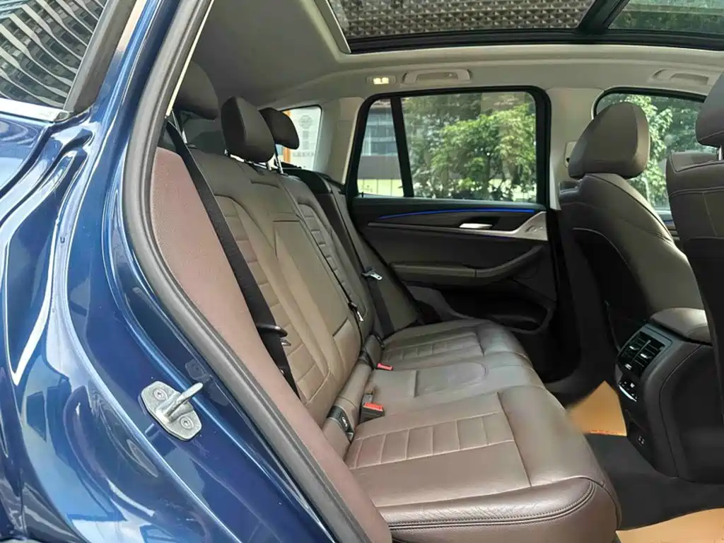 BMW X3 — миниатюра 22