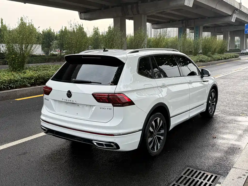 Volkswagen Tiguan L — миниатюра 4