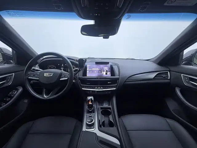 Cadillac CT5 — миниатюра 9