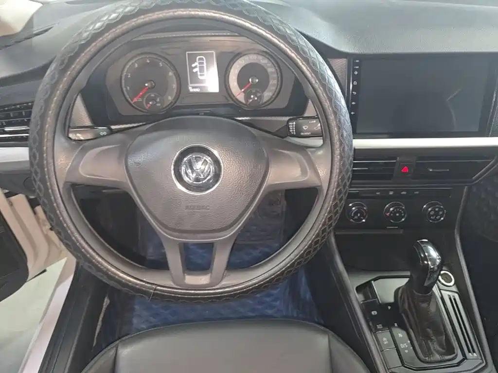 Volkswagen Lavida — миниатюра 11