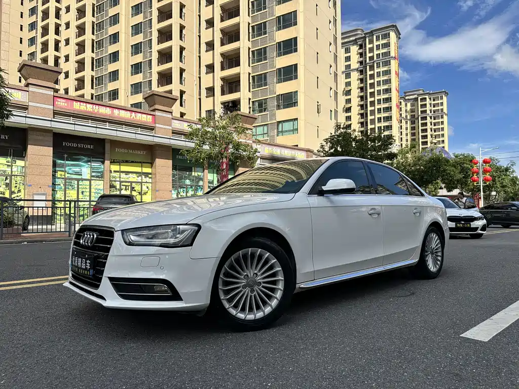 Купить Audi A4L