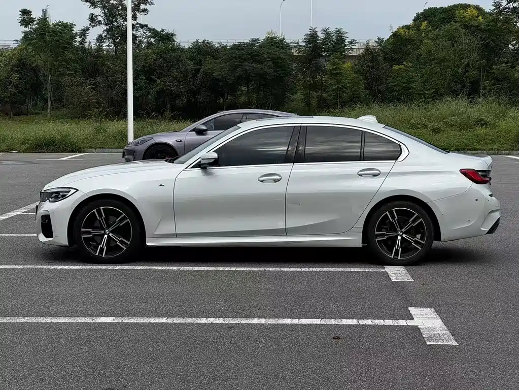 BMW 3 Series — миниатюра 2