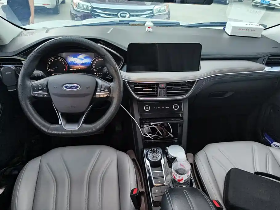 Ford Escape — миниатюра 12